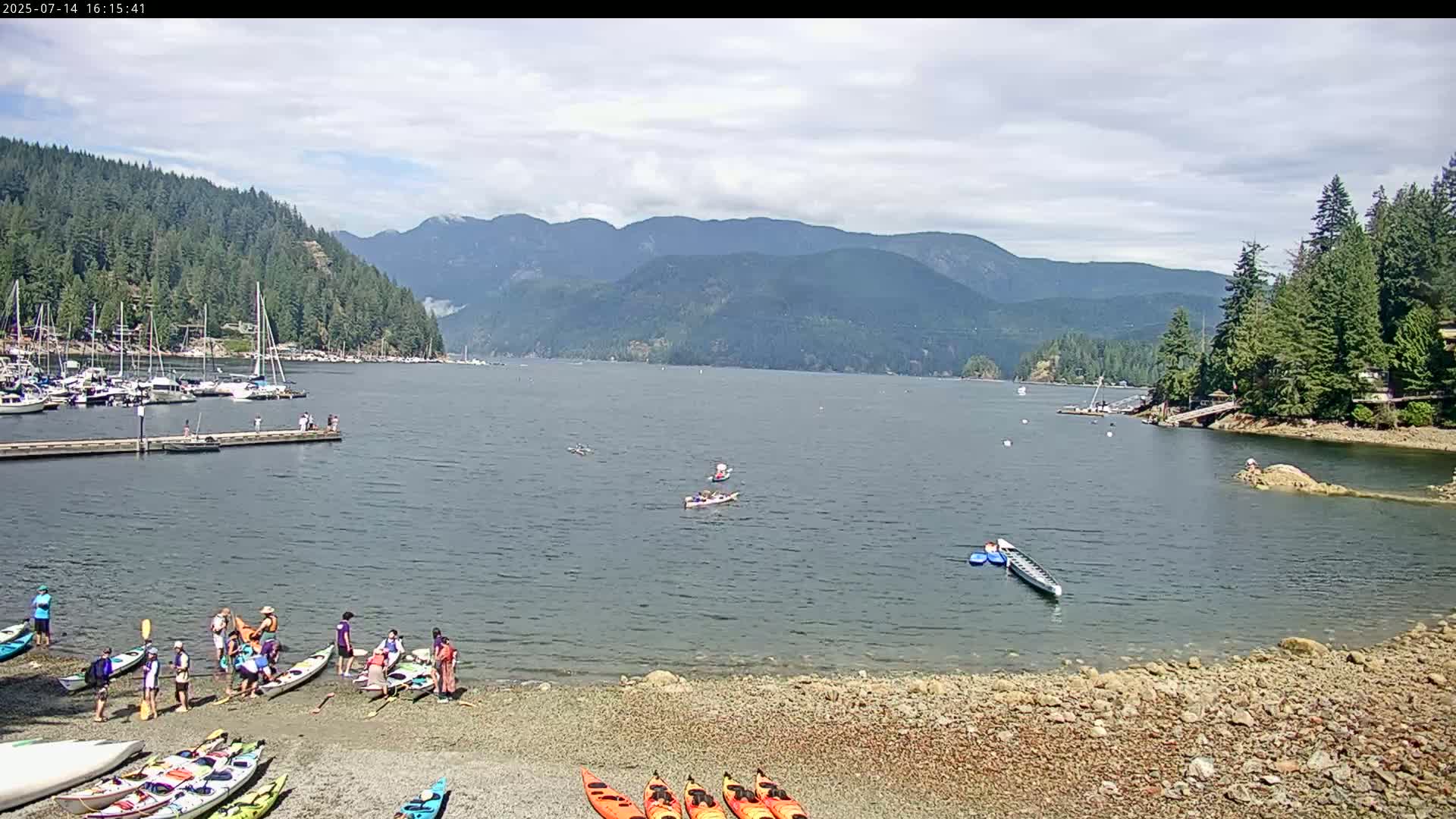 Vancouver Deep Cove Beach & Kayak Center Live Cam - Deep Cove, North Vancouver, Metro Vancouver, British Columbia, Canada
