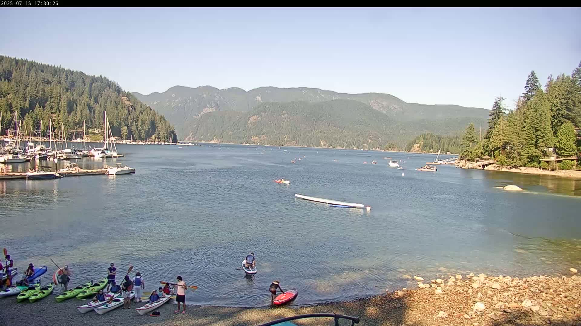 Vancouver Deep Cove Beach & Kayak Center Live Cam - Deep Cove, North Vancouver, Metro Vancouver, British Columbia, Canada