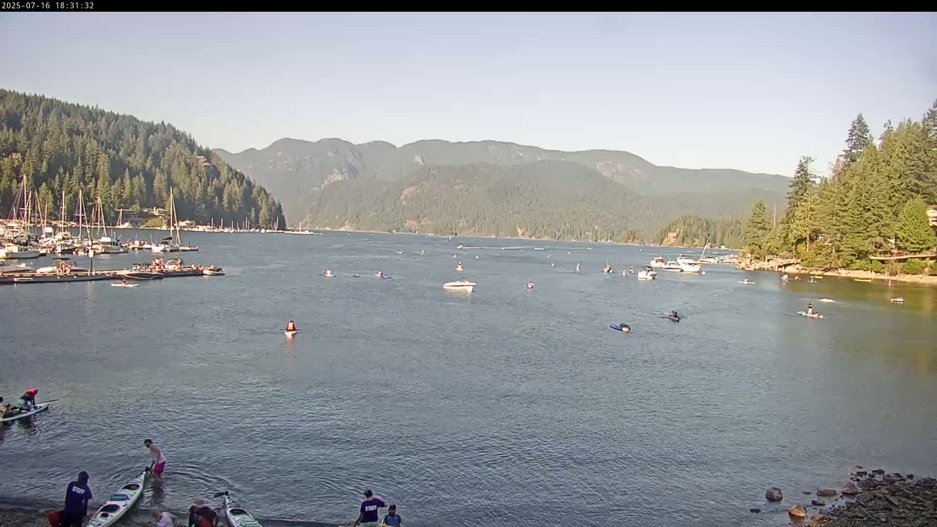 Vancouver Deep Cove Beach & Kayak Center Live Cam - Deep Cove, North Vancouver, Metro Vancouver, British Columbia, Canada
