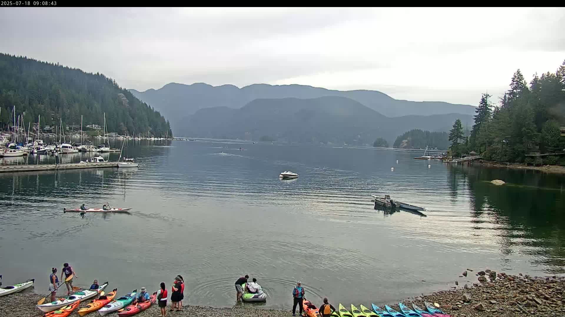 Vancouver Deep Cove Beach & Kayak Center Live Cam - Deep Cove, North Vancouver, Metro Vancouver, British Columbia, Canada