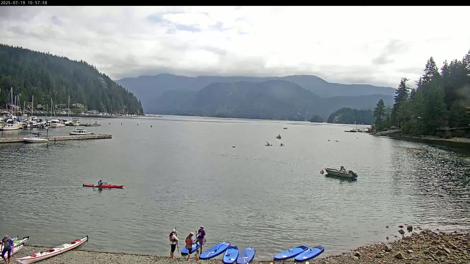Vancouver Deep Cove Beach & Kayak Center Live Cam - Deep Cove, North Vancouver, Metro Vancouver, British Columbia, Canada