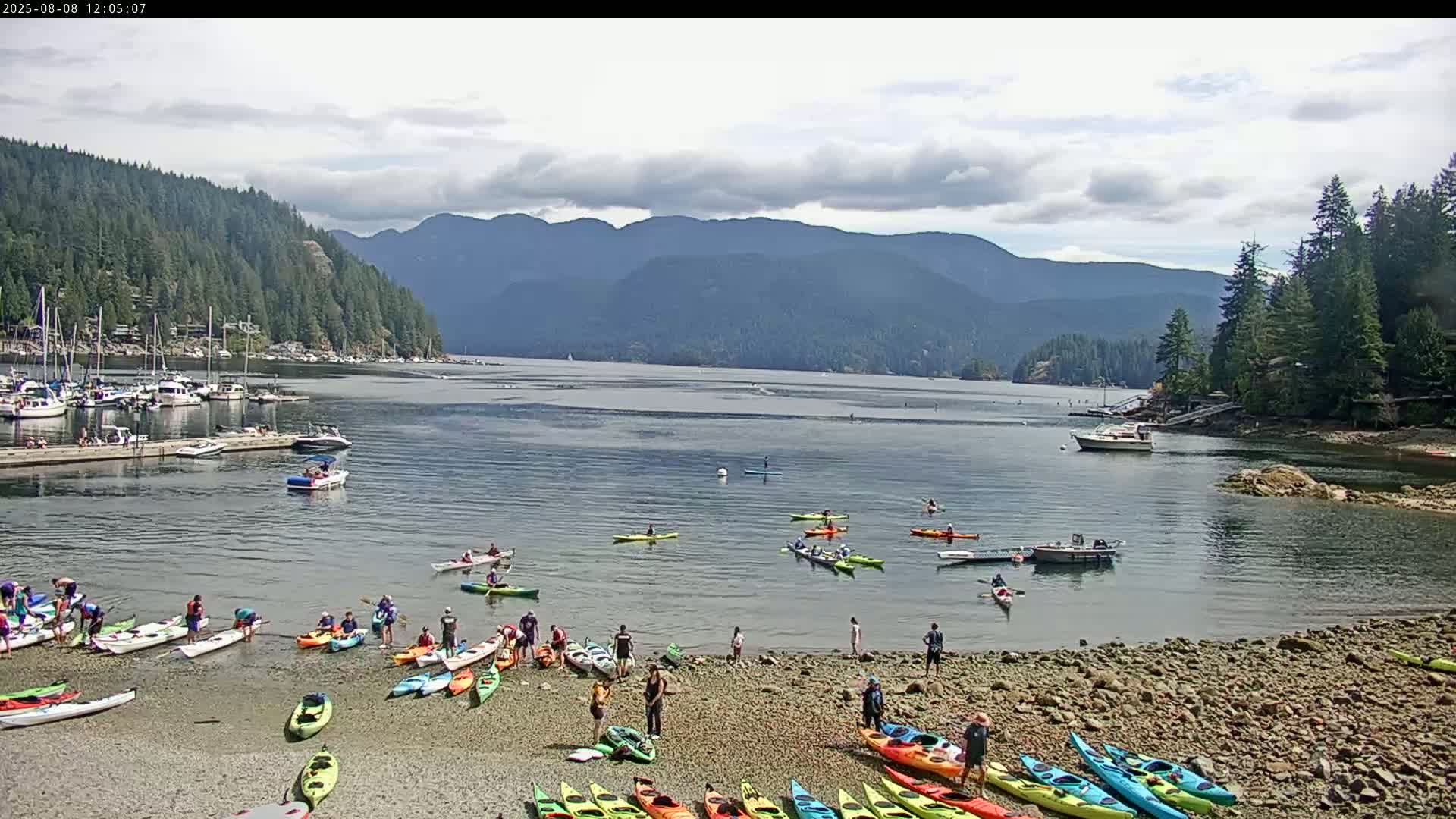 Vancouver Deep Cove Beach & Kayak Center Live Cam - Deep Cove, North Vancouver, Metro Vancouver, British Columbia, Canada