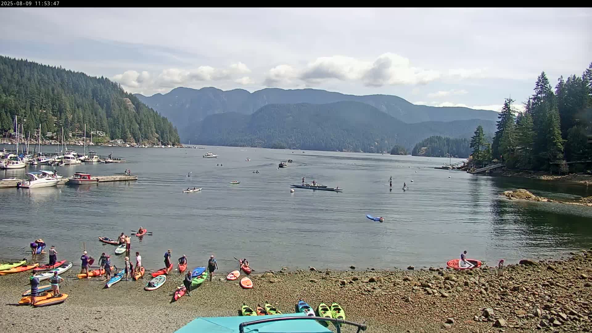 Vancouver Deep Cove Beach & Kayak Center Live Cam - Deep Cove, North Vancouver, Metro Vancouver, British Columbia, Canada
