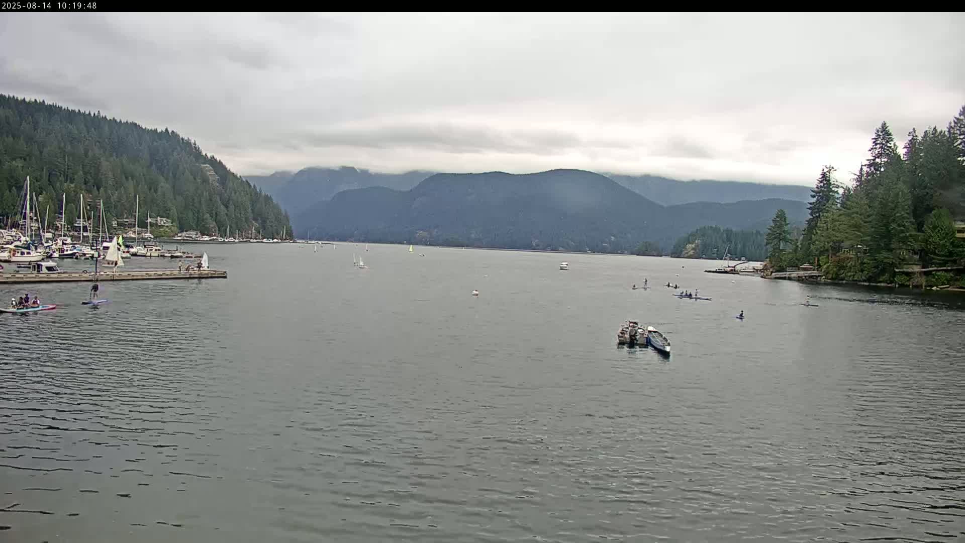 Vancouver Deep Cove Beach & Kayak Center Live Cam - Deep Cove, North Vancouver, Metro Vancouver, British Columbia, Canada