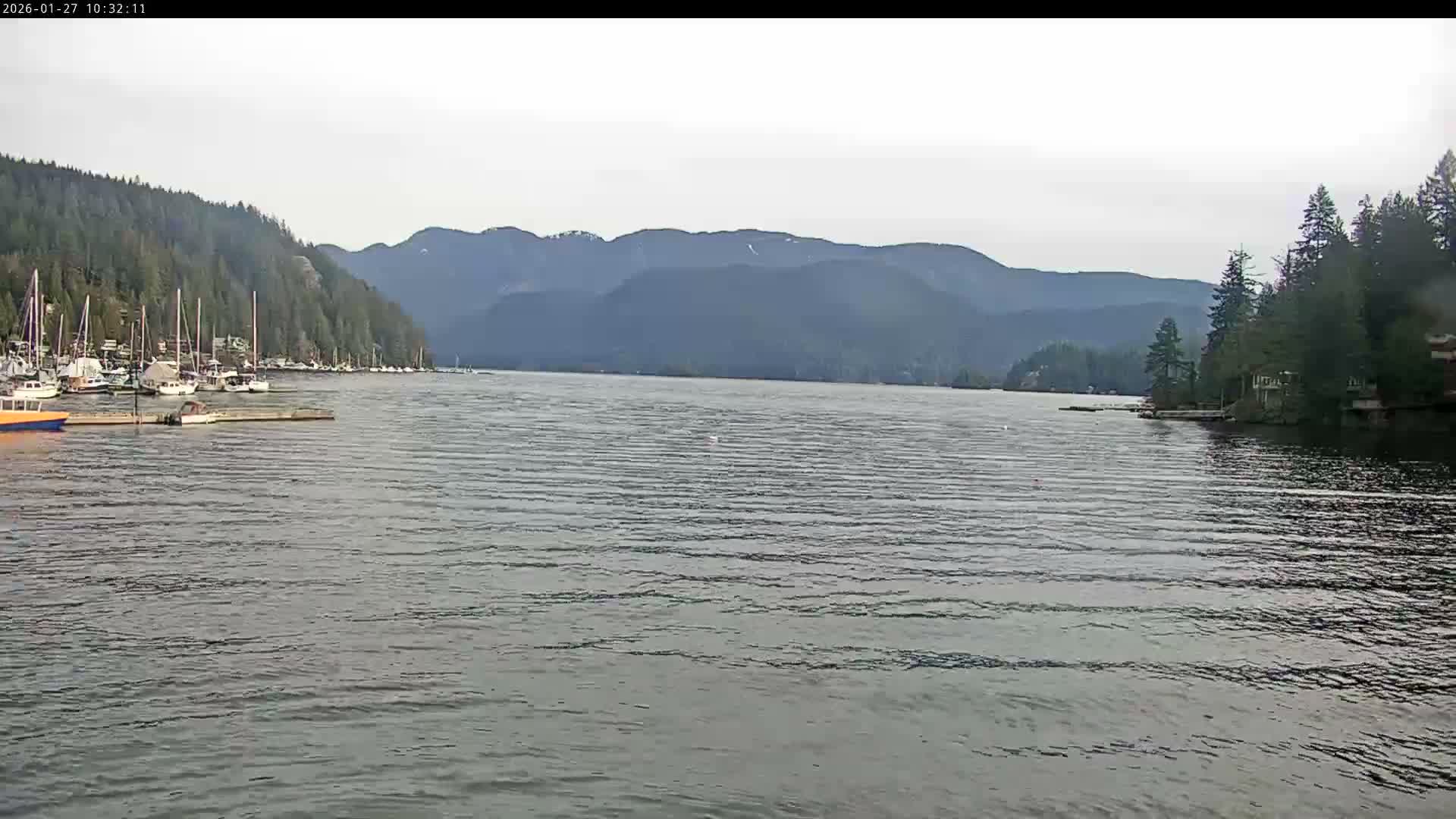 Vancouver Deep Cove Beach & Kayak Center Live Cam - Deep Cove, North Vancouver, Metro Vancouver, British Columbia, Canada