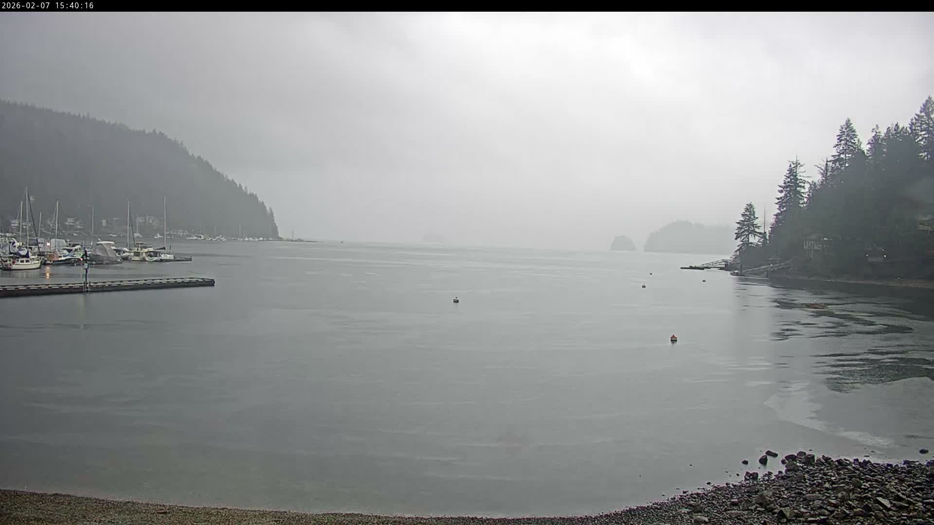 Vancouver Deep Cove Beach & Kayak Center Live Cam - Deep Cove, North Vancouver, Metro Vancouver, British Columbia, Canada