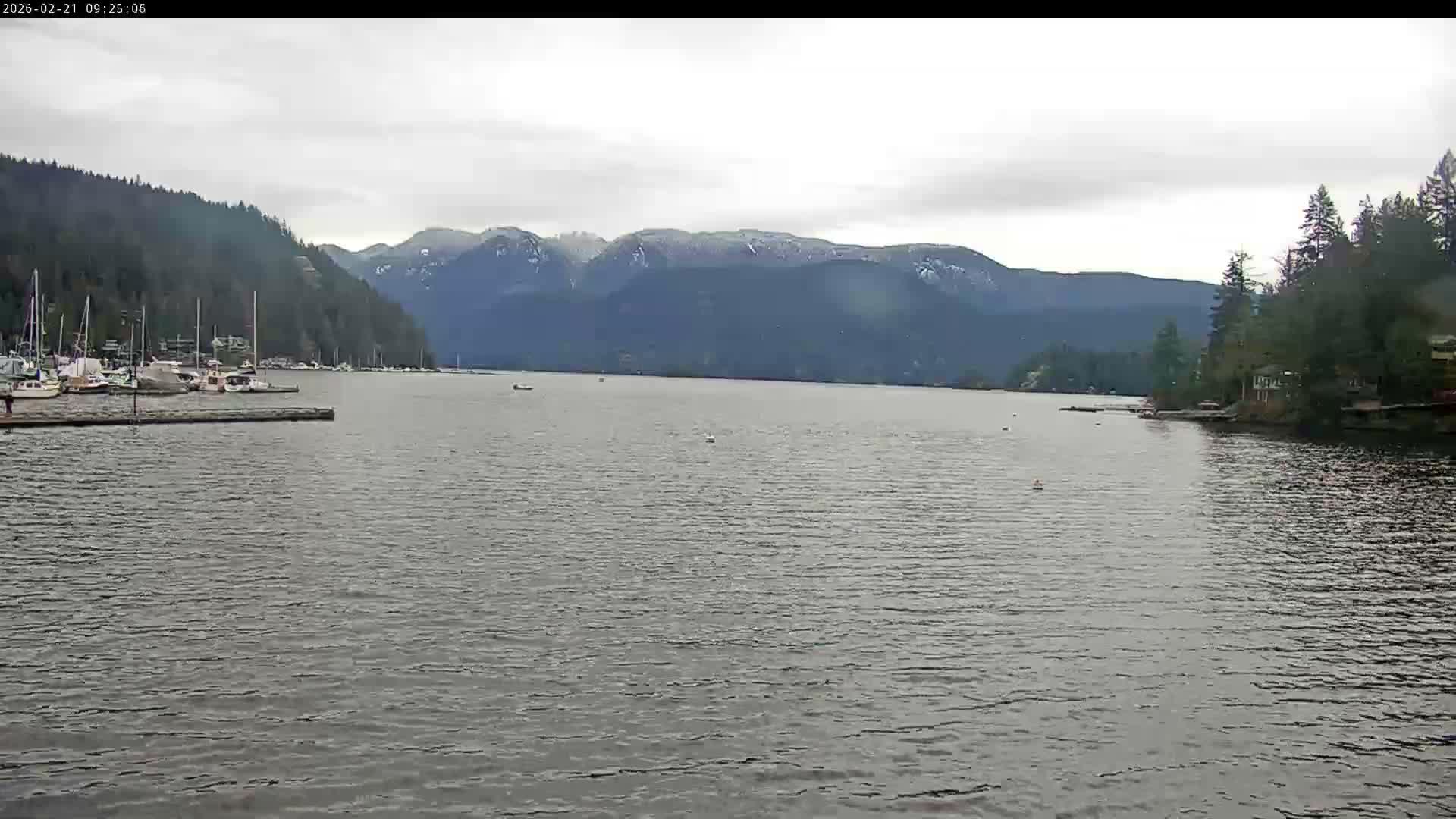 Vancouver Deep Cove Beach & Kayak Center Live Cam - Deep Cove, North Vancouver, Metro Vancouver, British Columbia, Canada