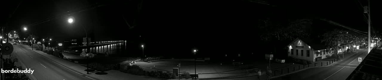 White Rock City Coast & Semiahmoo Bay , USA Mainland View  Live Cam - White Rock, Metro Vancouver, British Columbia, Canada