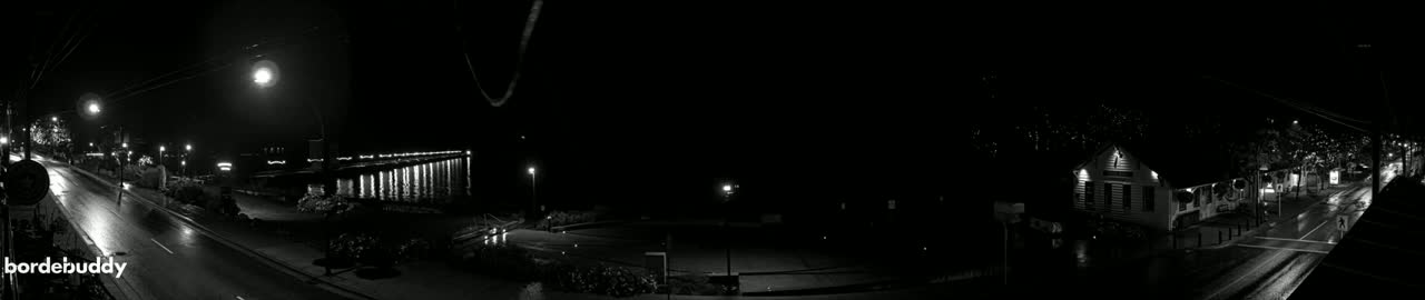 White Rock City Coast & Semiahmoo Bay , USA Mainland View  Live Cam - White Rock, Metro Vancouver, British Columbia, Canada