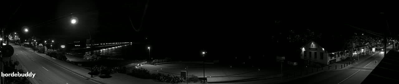 White Rock City Coast & Semiahmoo Bay , USA Mainland View  Live Cam - White Rock, Metro Vancouver, British Columbia, Canada