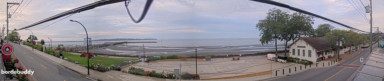 White Rock City Coast & Semiahmoo Bay , USA Mainland View  Live Cam - White Rock, Metro Vancouver, British Columbia, Canada