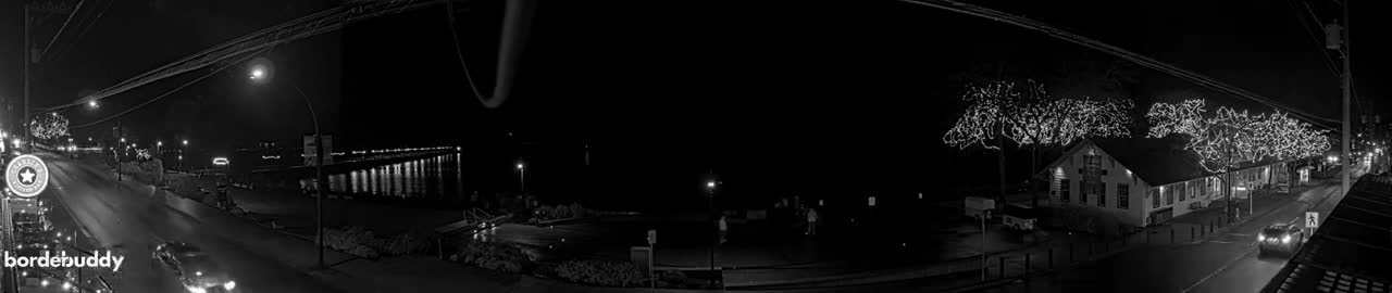 White Rock City Coast & Semiahmoo Bay , USA Mainland View  Live Cam - White Rock, Metro Vancouver, British Columbia, Canada