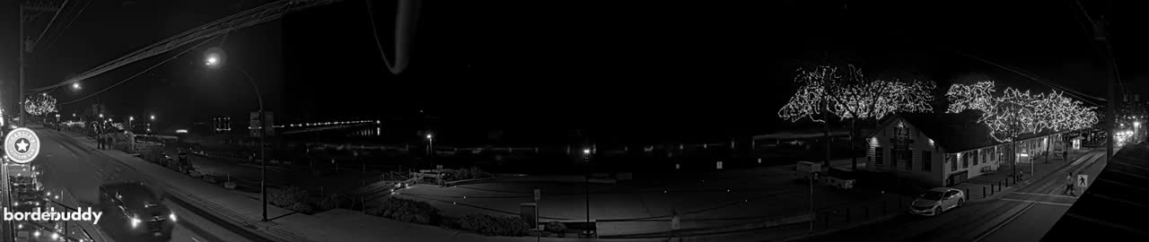 White Rock City Coast & Semiahmoo Bay , USA Mainland View  Live Cam - White Rock, Metro Vancouver, British Columbia, Canada