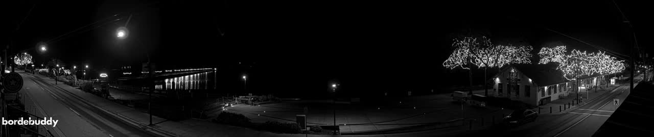 White Rock City Coast & Semiahmoo Bay , USA Mainland View  Live Cam - White Rock, Metro Vancouver, British Columbia, Canada