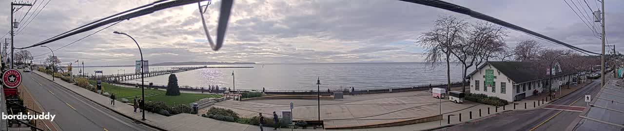 White Rock City Coast & Semiahmoo Bay , USA Mainland View  Live Cam - White Rock, Metro Vancouver, British Columbia, Canada