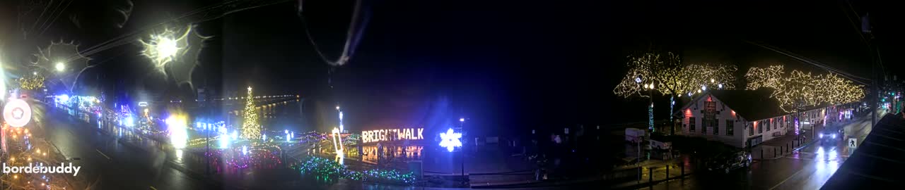 White Rock City Coast & Semiahmoo Bay , USA Mainland View  Live Cam - White Rock, Metro Vancouver, British Columbia, Canada