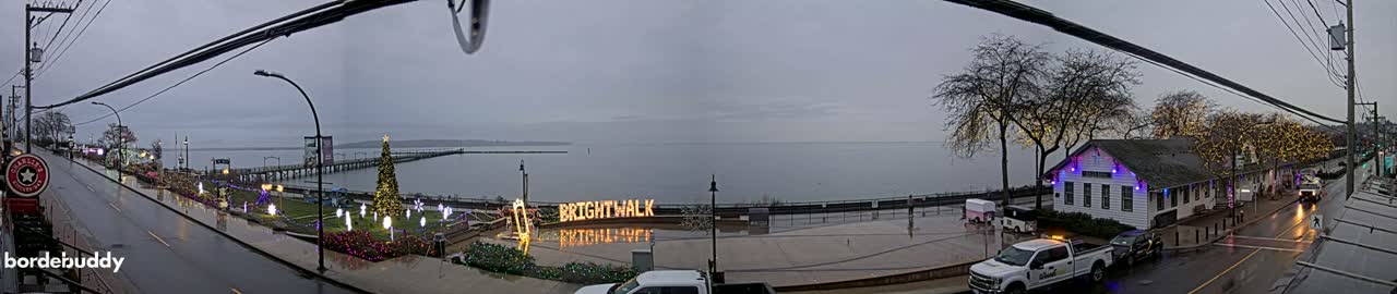 White Rock City Coast & Semiahmoo Bay , USA Mainland View  Live Cam - White Rock, Metro Vancouver, British Columbia, Canada