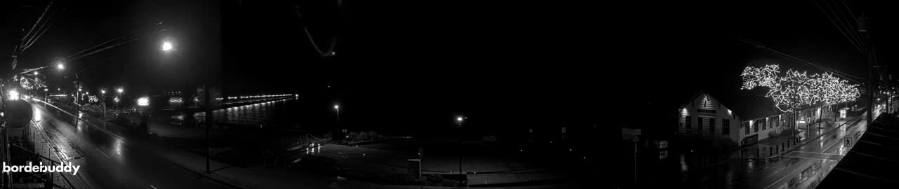 White Rock City Coast & Semiahmoo Bay , USA Mainland View  Live Cam - White Rock, Metro Vancouver, British Columbia, Canada