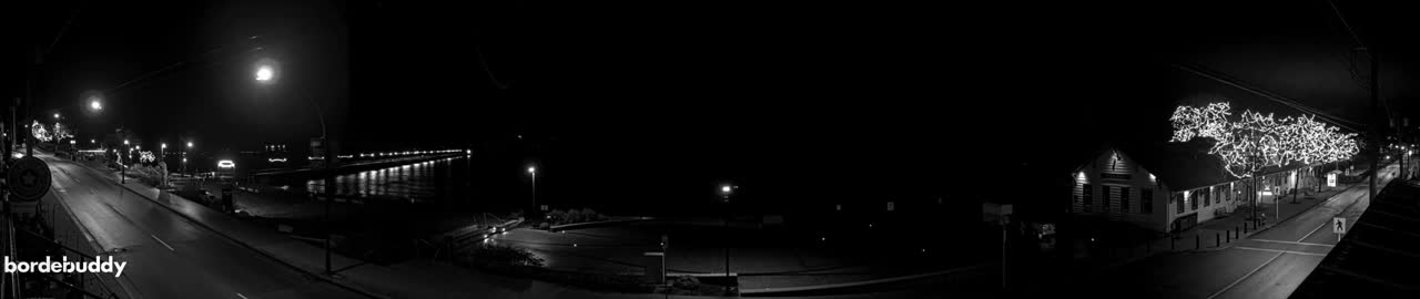 White Rock City Coast & Semiahmoo Bay , USA Mainland View  Live Cam - White Rock, Metro Vancouver, British Columbia, Canada