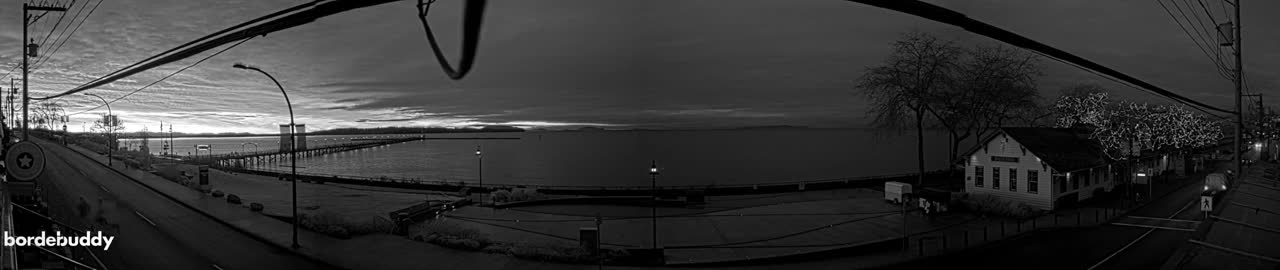 White Rock City Coast & Semiahmoo Bay , USA Mainland View  Live Cam - White Rock, Metro Vancouver, British Columbia, Canada