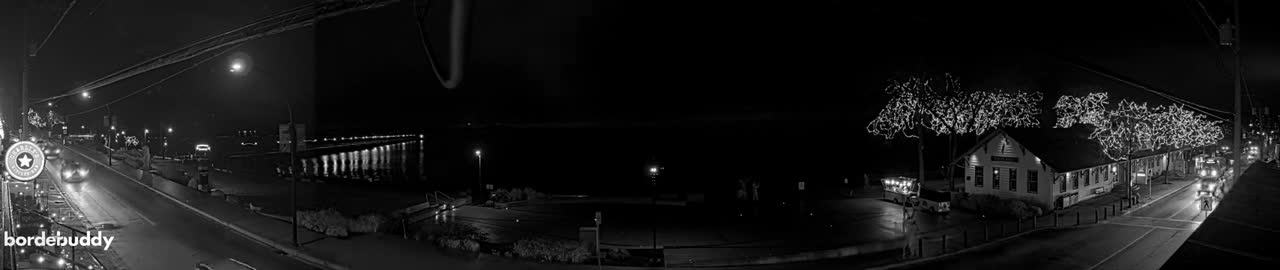 White Rock City Coast & Semiahmoo Bay , USA Mainland View  Live Cam - White Rock, Metro Vancouver, British Columbia, Canada