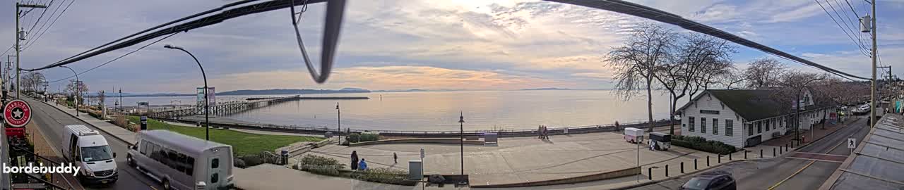 White Rock City Coast & Semiahmoo Bay , USA Mainland View  Live Cam - White Rock, Metro Vancouver, British Columbia, Canada