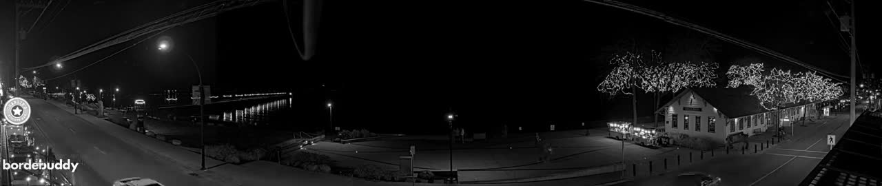 White Rock City Coast & Semiahmoo Bay , USA Mainland View  Live Cam - White Rock, Metro Vancouver, British Columbia, Canada