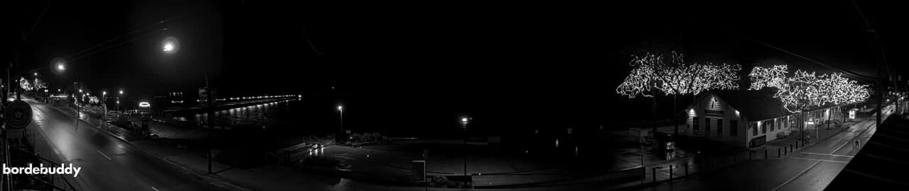 White Rock City Coast & Semiahmoo Bay , USA Mainland View  Live Cam - White Rock, Metro Vancouver, British Columbia, Canada