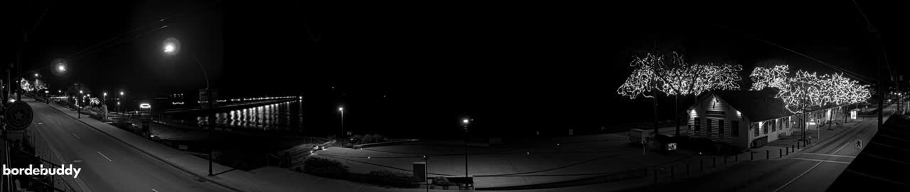 White Rock City Coast & Semiahmoo Bay , USA Mainland View  Live Cam - White Rock, Metro Vancouver, British Columbia, Canada