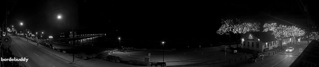 White Rock City Coast & Semiahmoo Bay , USA Mainland View  Live Cam - White Rock, Metro Vancouver, British Columbia, Canada