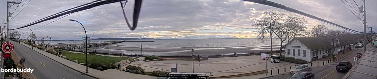 White Rock City Coast & Semiahmoo Bay , USA Mainland View  Live Cam - White Rock, Metro Vancouver, British Columbia, Canada
