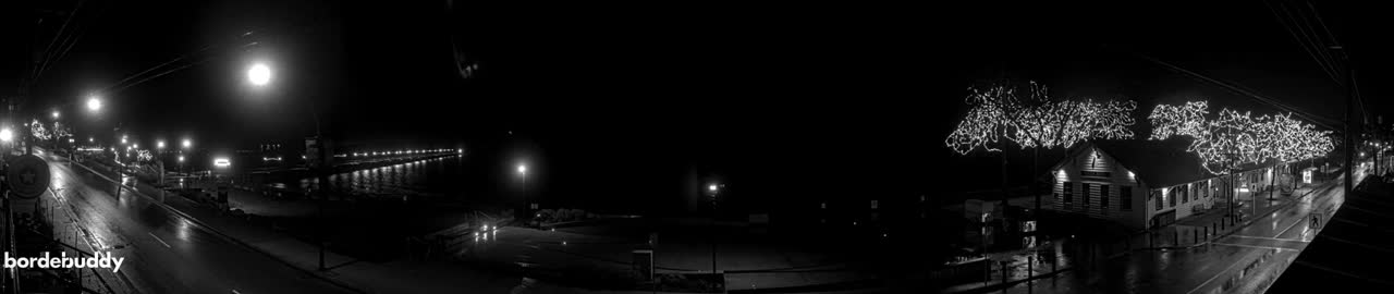 White Rock City Coast & Semiahmoo Bay , USA Mainland View  Live Cam - White Rock, Metro Vancouver, British Columbia, Canada