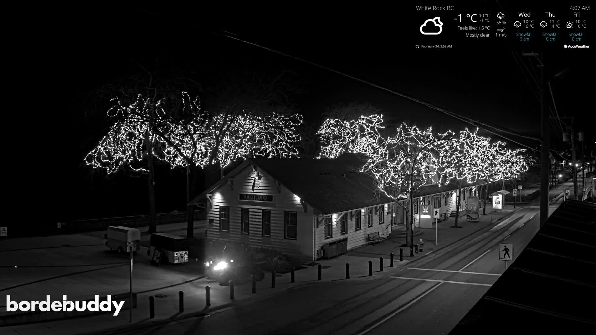 White Rock City Museum & Boundary Bay View Live Cam - White Rock, Metro Vancouver, British Columbia, Canada