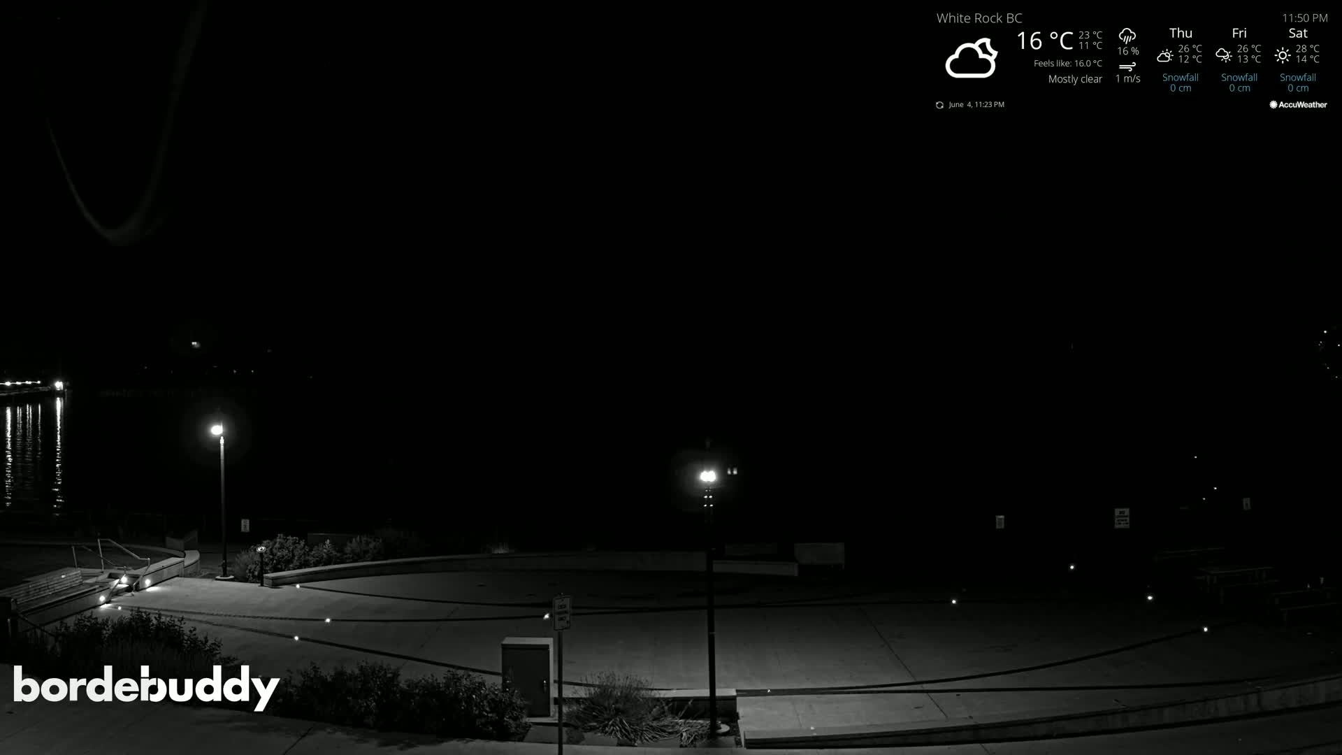 White Rock Beach & Memorial Park Live Cam - White Rock, Metro Vancouver, British Columbia, Canada