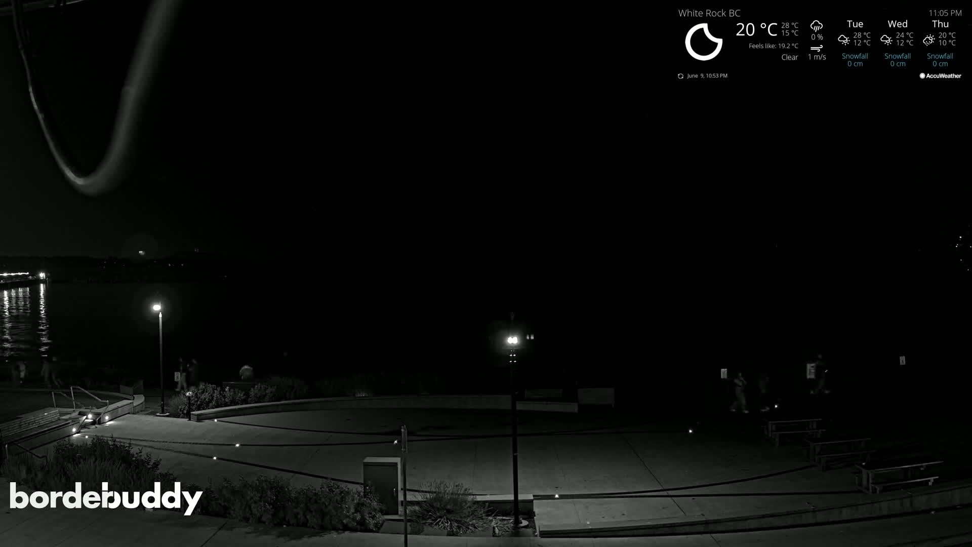 White Rock Beach & Memorial Park Live Cam - White Rock, Metro Vancouver, British Columbia, Canada