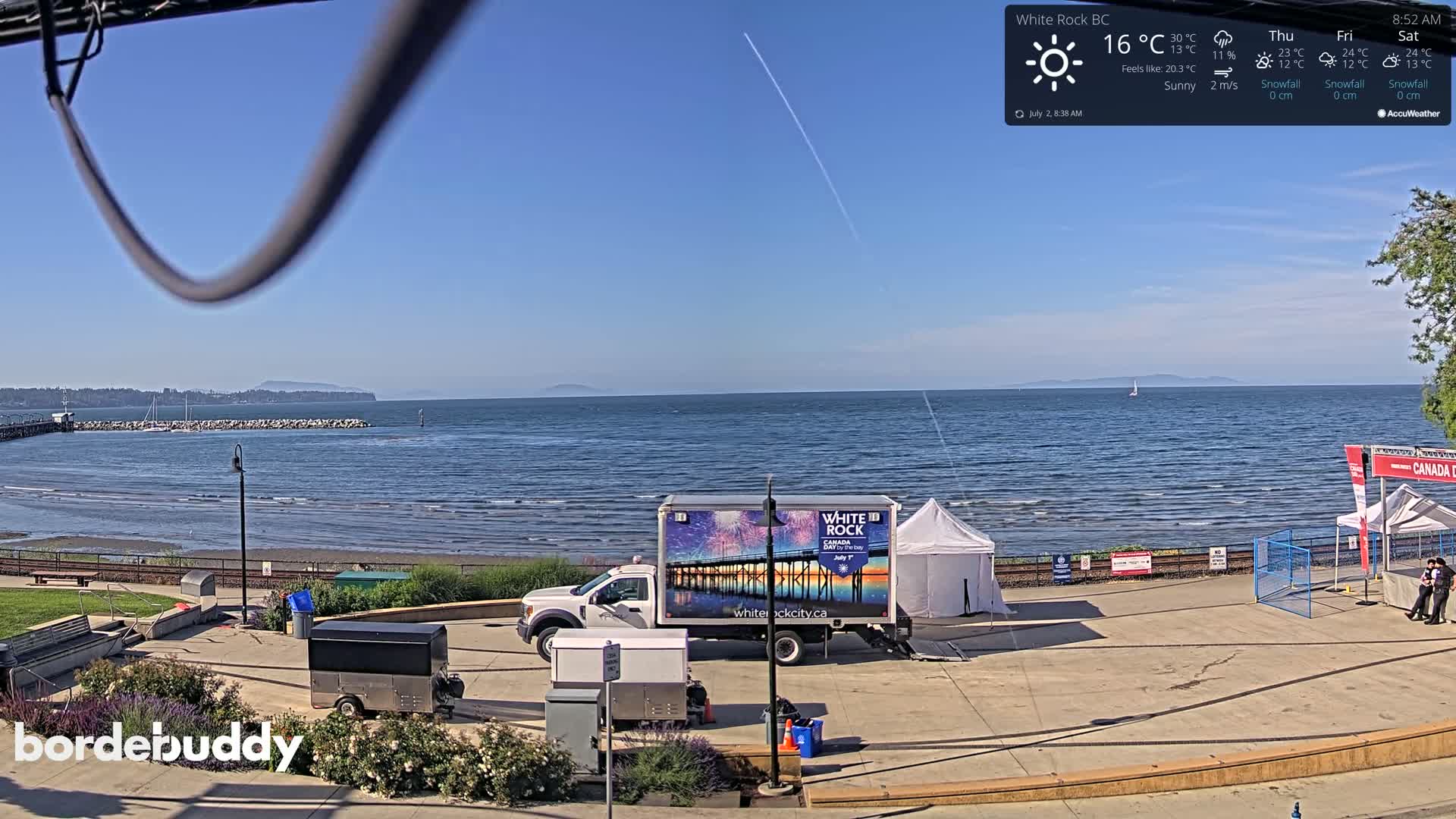 White Rock Beach & Memorial Park Live Cam - White Rock, Metro Vancouver, British Columbia, Canada