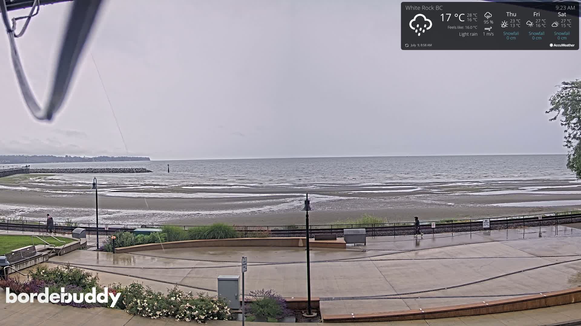White Rock Beach & Memorial Park Live Cam - White Rock, Metro Vancouver, British Columbia, Canada