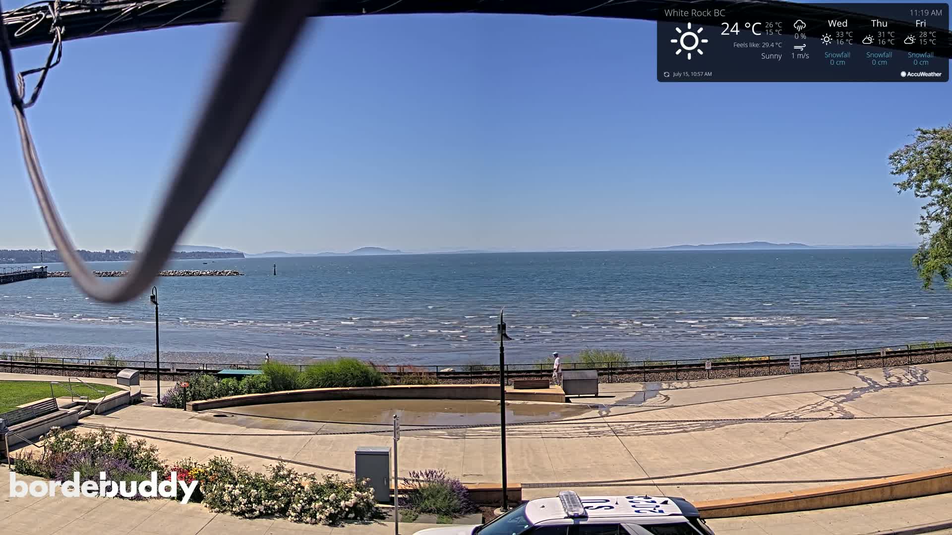 White Rock Beach & Memorial Park Live Cam - White Rock, Metro Vancouver, British Columbia, Canada