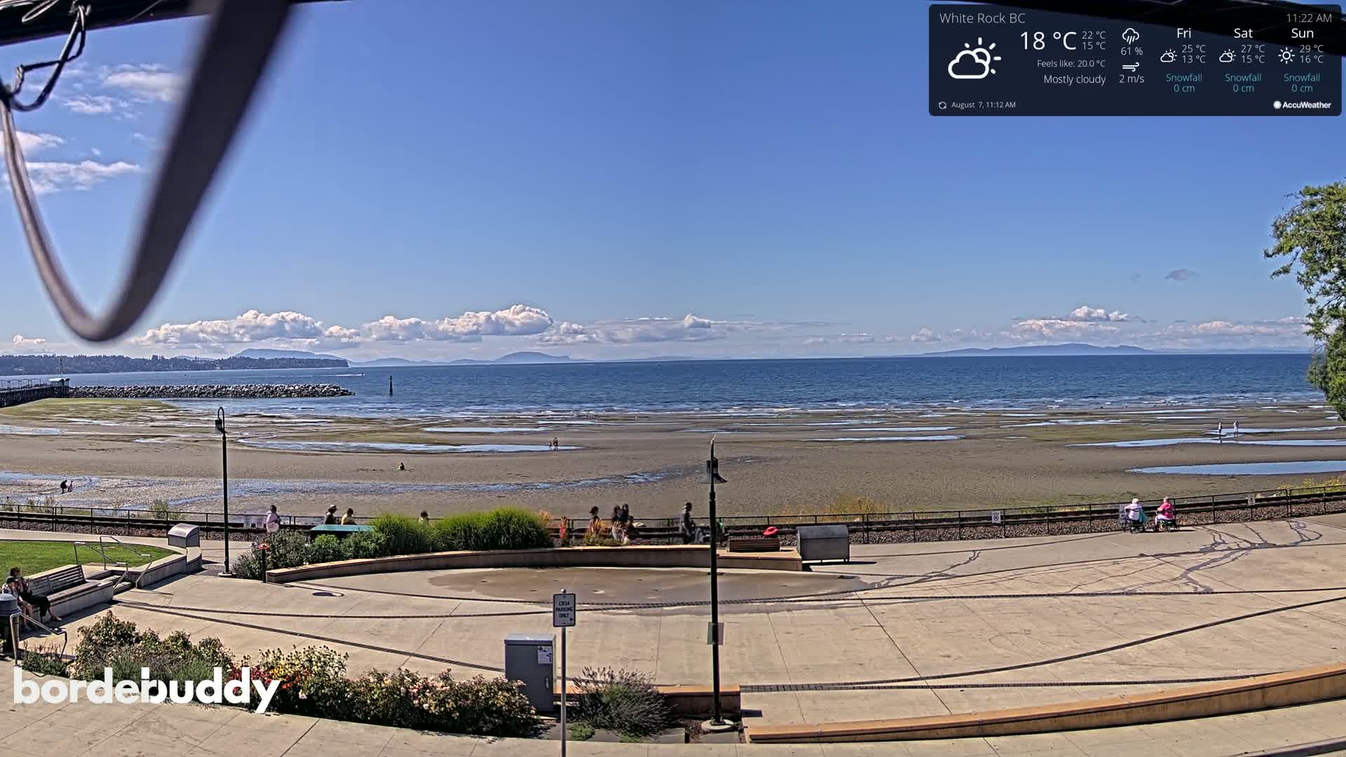 White Rock Beach & Memorial Park Live Cam - White Rock, Metro Vancouver, British Columbia, Canada