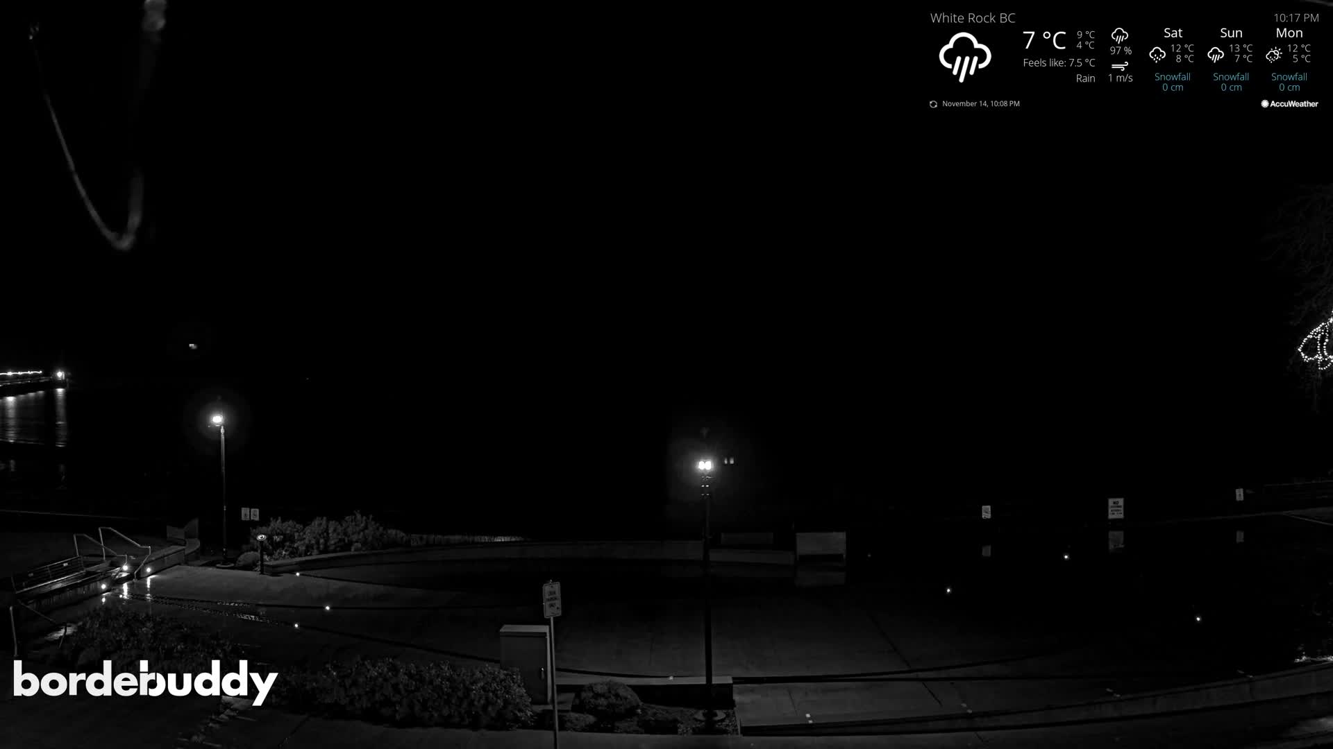 White Rock Beach & Memorial Park Live Cam - White Rock, Metro Vancouver, British Columbia, Canada