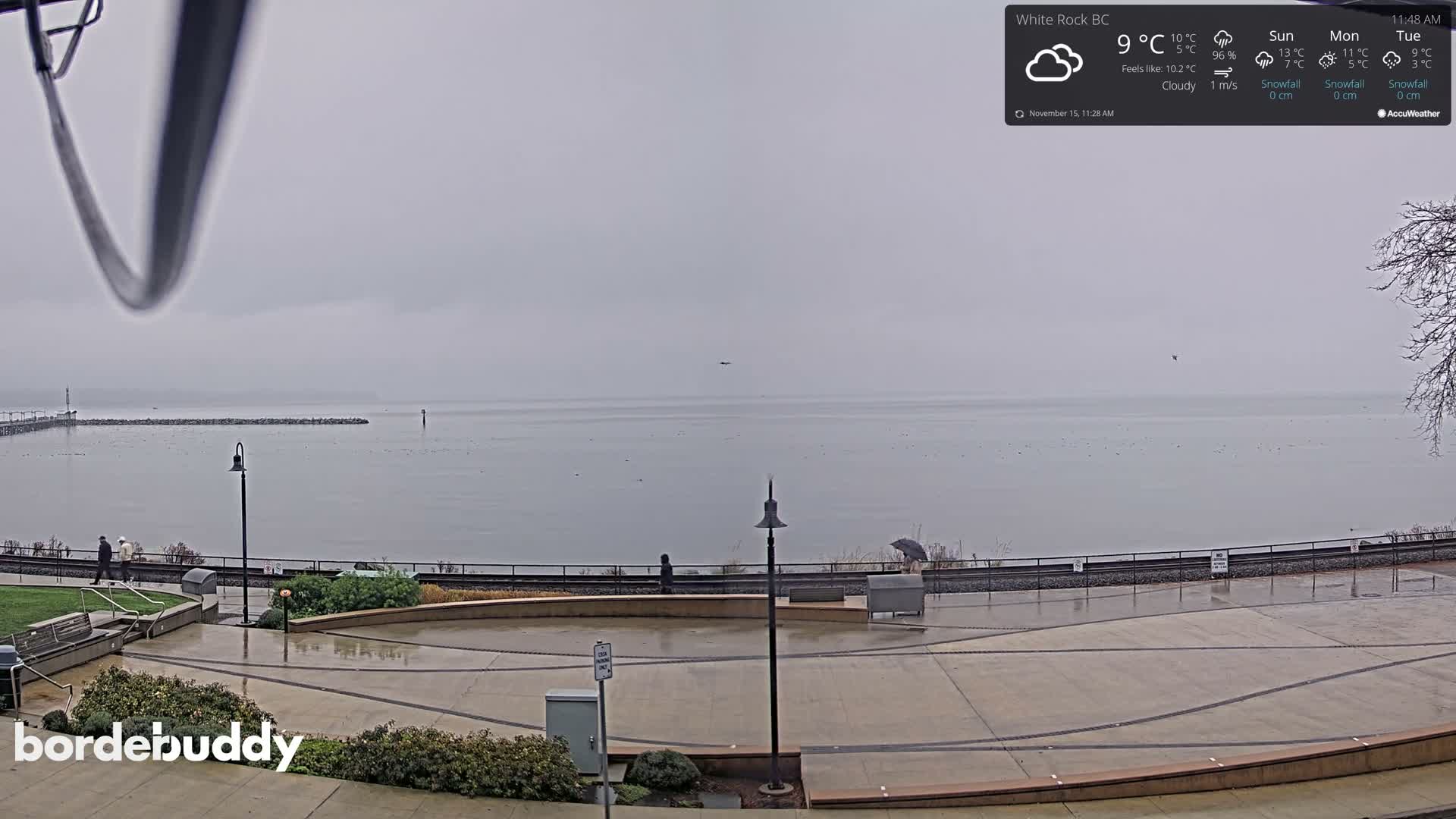 White Rock Beach & Memorial Park Live Cam - White Rock, Metro Vancouver, British Columbia, Canada