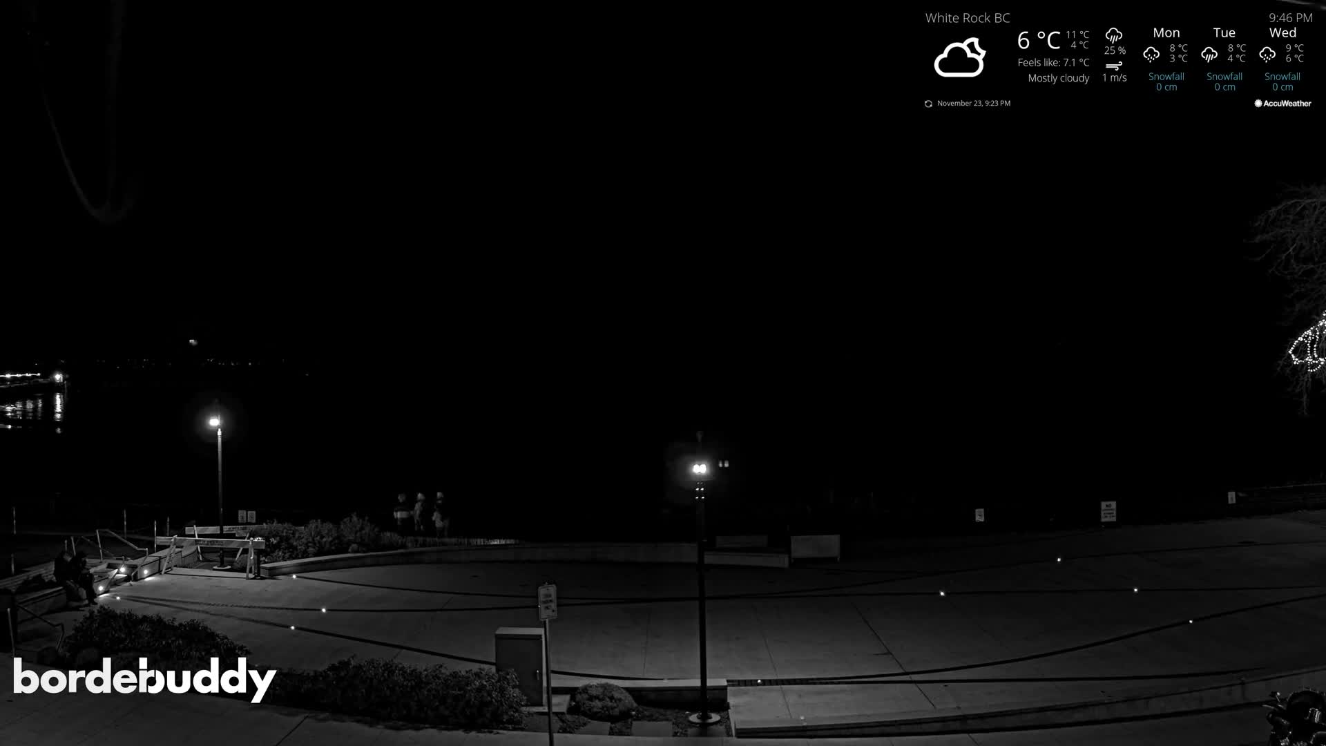 White Rock Beach & Memorial Park Live Cam - White Rock, Metro Vancouver, British Columbia, Canada