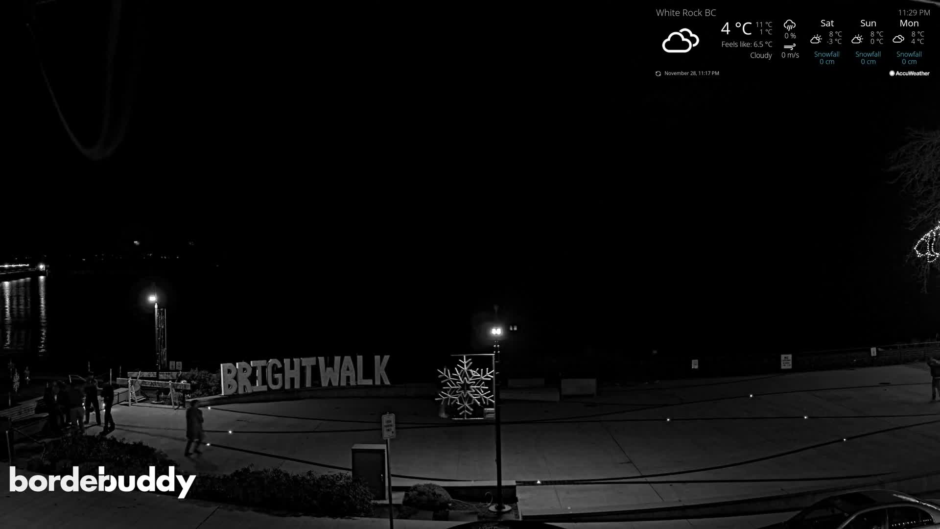 White Rock Beach & Memorial Park Live Cam - White Rock, Metro Vancouver, British Columbia, Canada