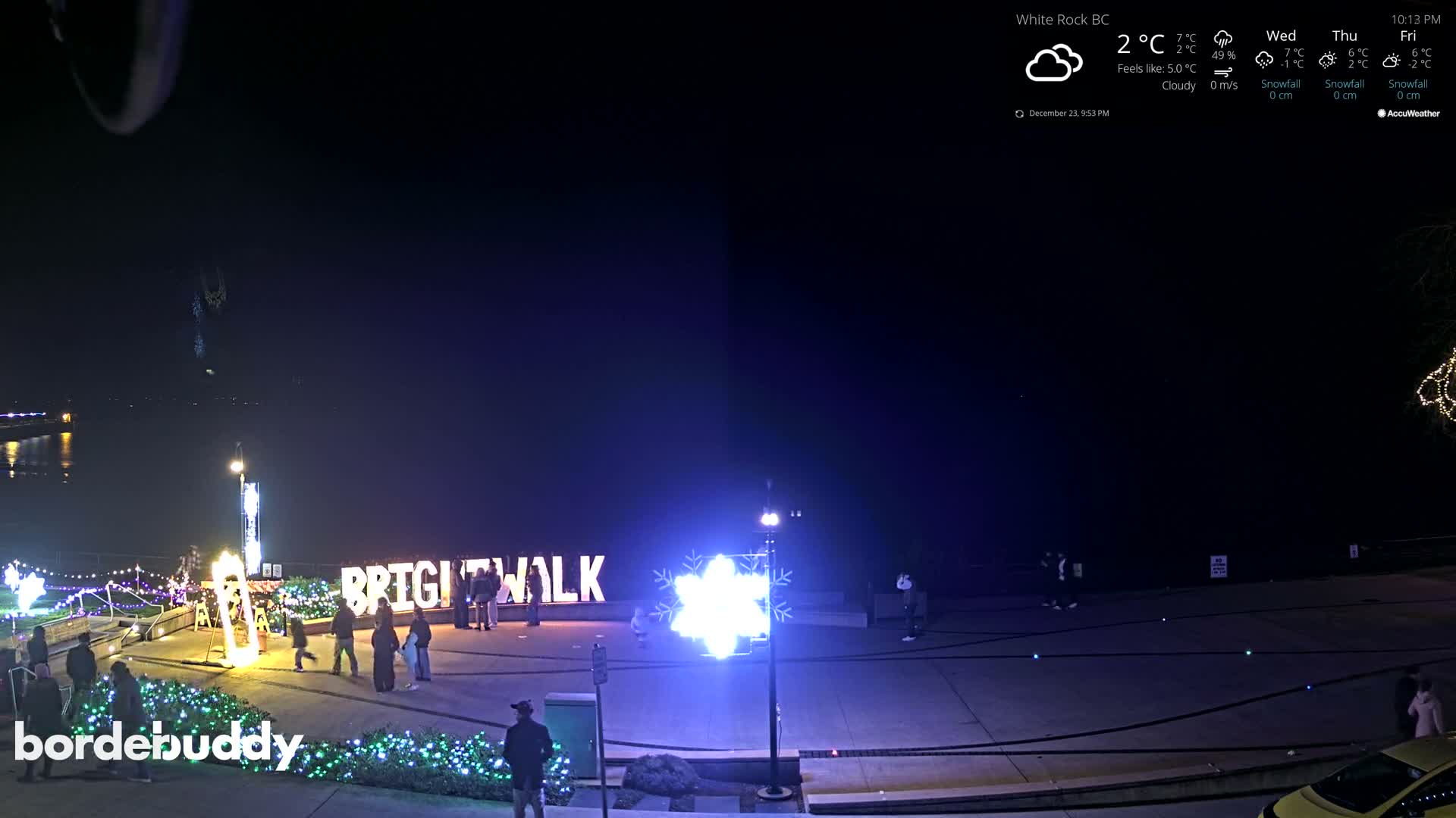 White Rock Beach & Memorial Park Live Cam - White Rock, Metro Vancouver, British Columbia, Canada