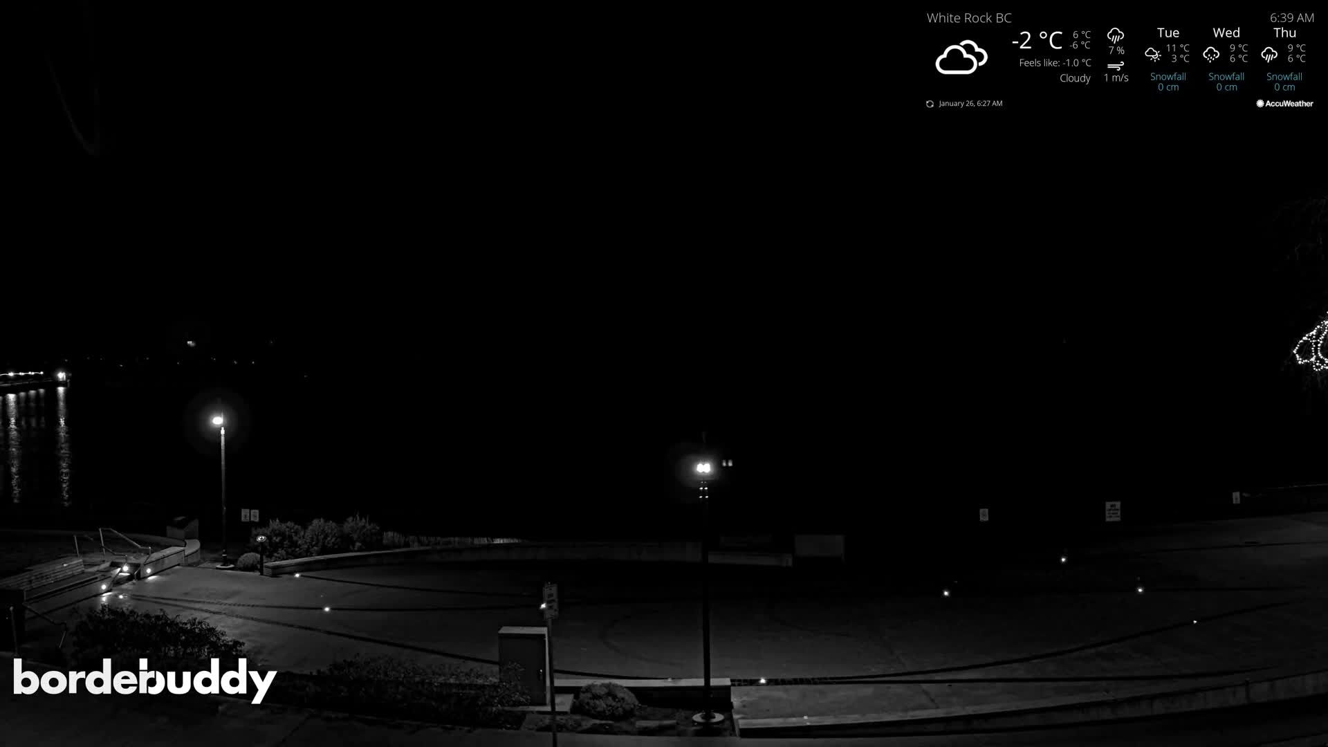 White Rock Beach & Memorial Park Live Cam - White Rock, Metro Vancouver, British Columbia, Canada