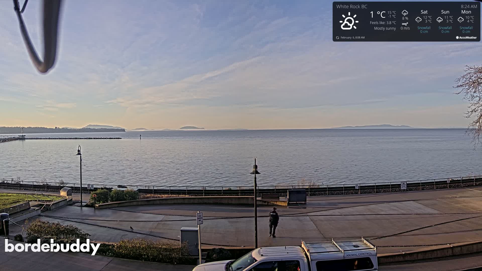 White Rock Beach & Memorial Park Live Cam - White Rock, Metro Vancouver, British Columbia, Canada