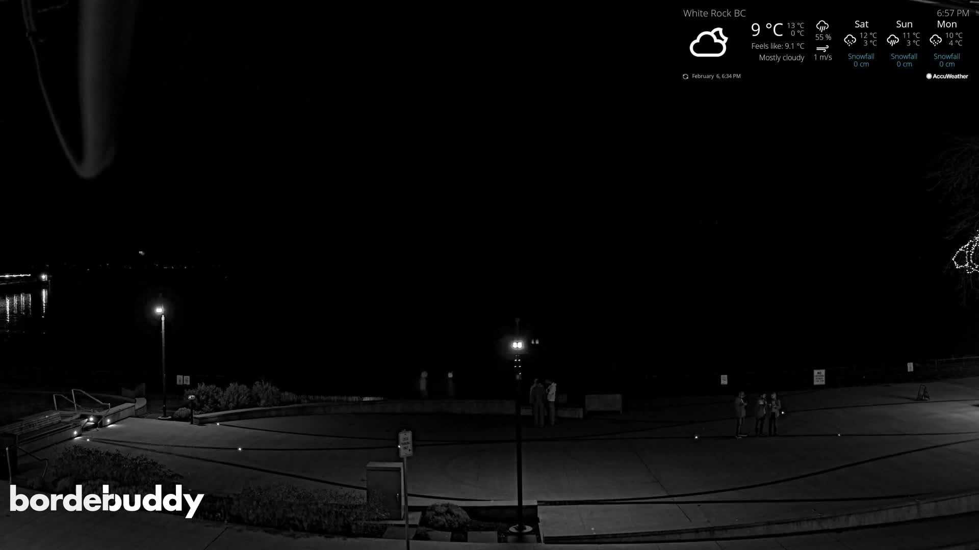 White Rock Beach & Memorial Park Live Cam - White Rock, Metro Vancouver, British Columbia, Canada