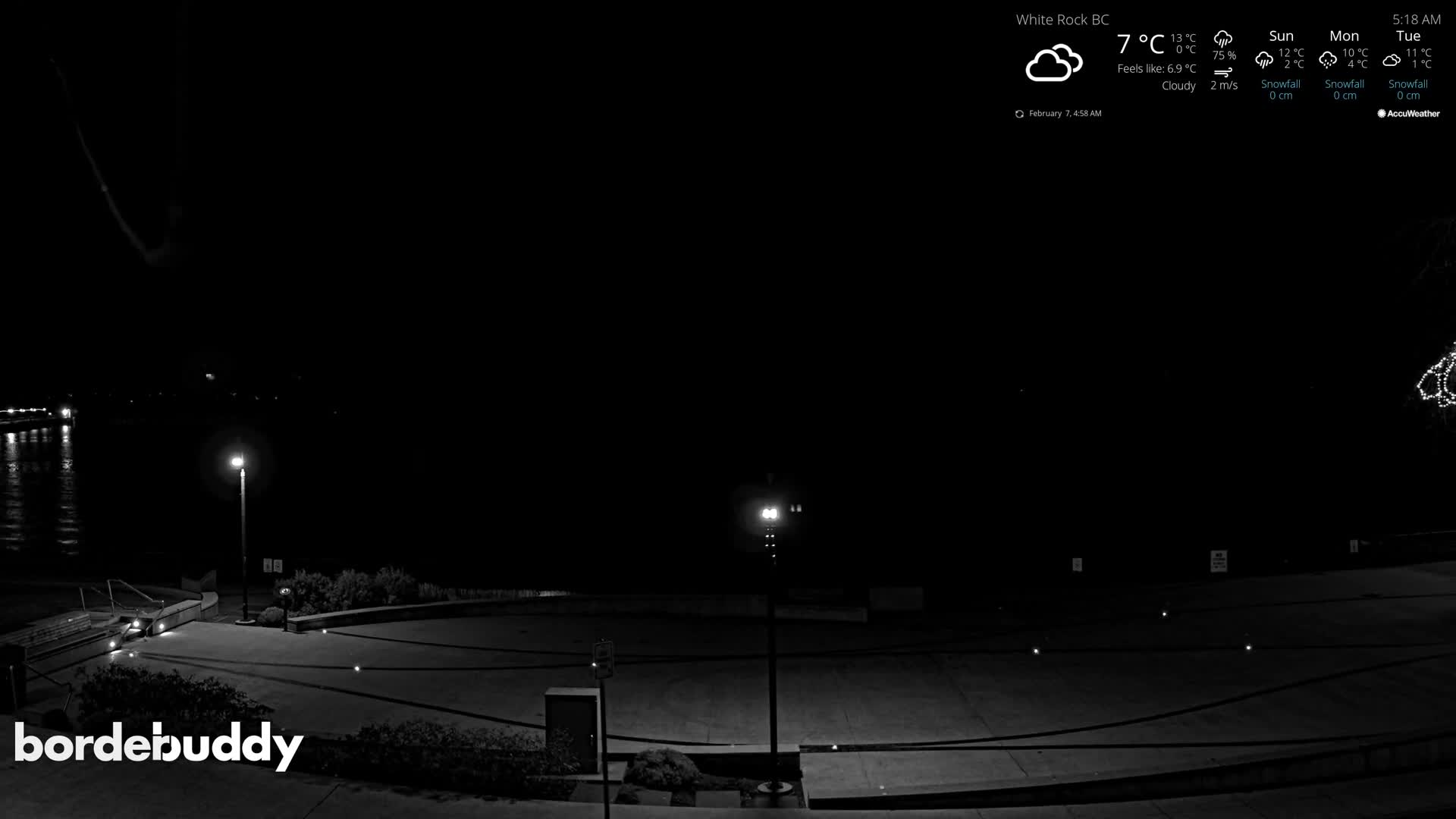 White Rock Beach & Memorial Park Live Cam - White Rock, Metro Vancouver, British Columbia, Canada