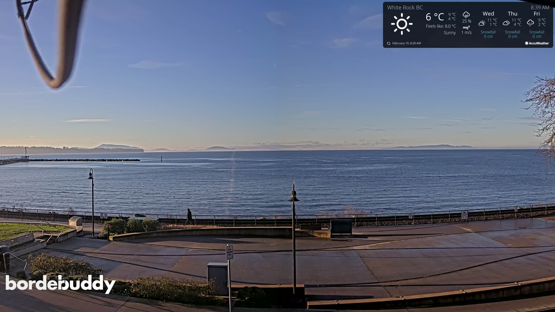 White Rock Beach & Memorial Park Live Cam - White Rock, Metro Vancouver, British Columbia, Canada
