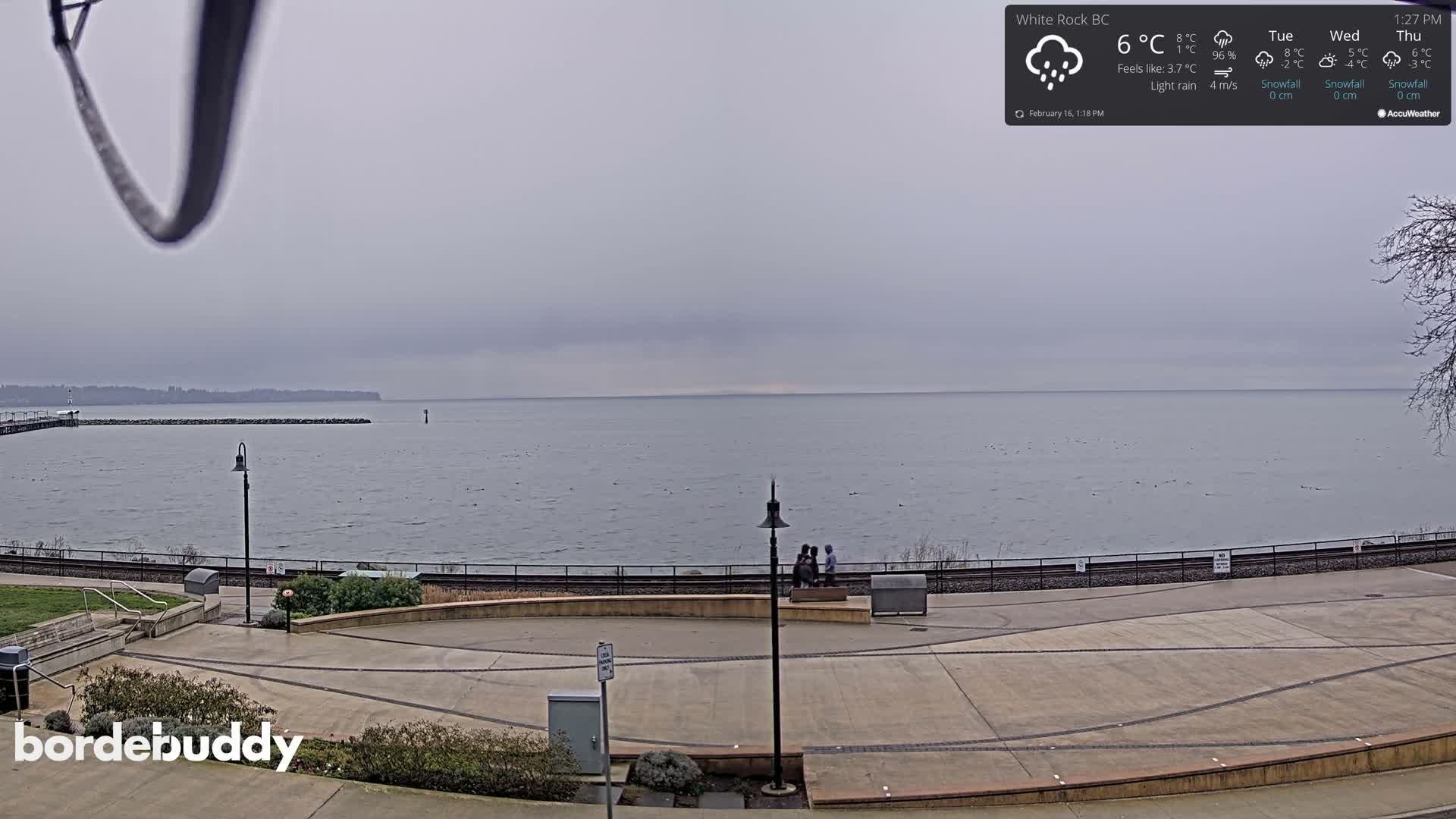 White Rock Beach & Memorial Park Live Cam - White Rock, Metro Vancouver, British Columbia, Canada